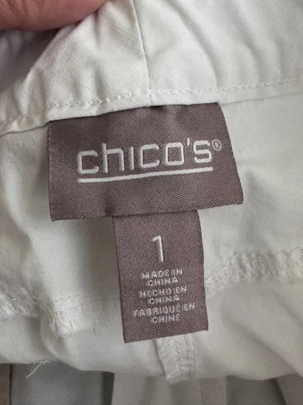 2/$30 Chico's High Rise Bermuda Short White Medium #A1958